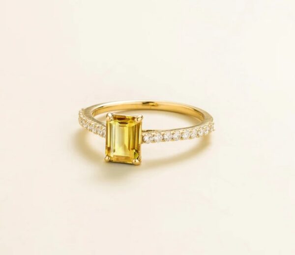 Yellow Sapphire & White Sapphires Ladies Ring - Image 2